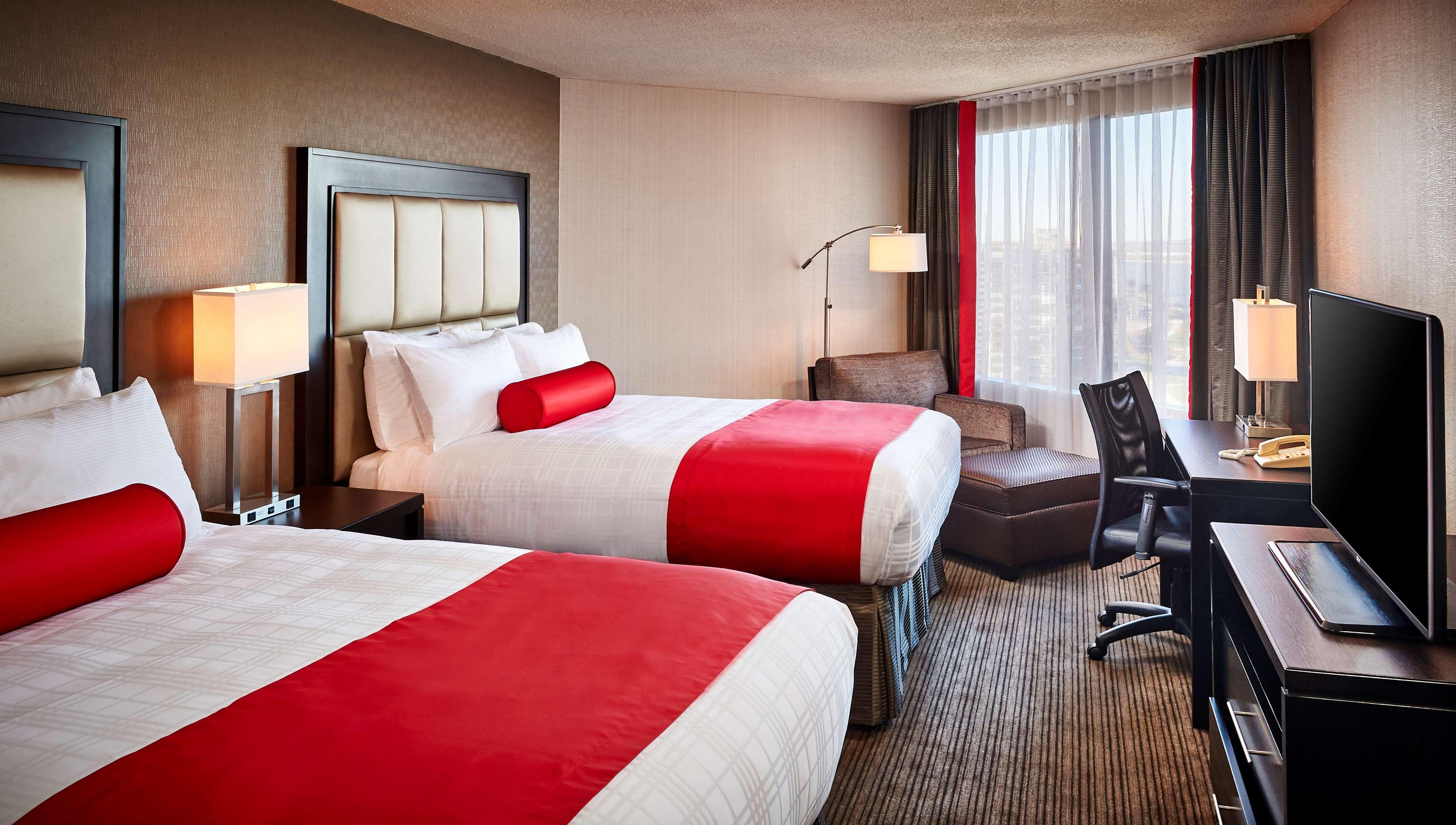 Best Western Plus Waterfront Hotel Windsor Esterno foto