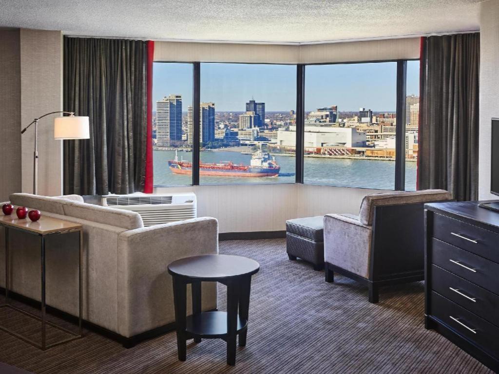 Best Western Plus Waterfront Hotel Windsor Esterno foto